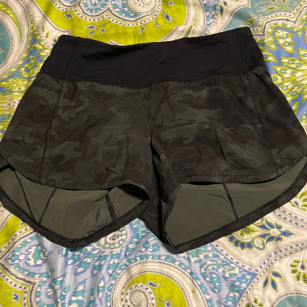 Lululemon speed up green camo high rise
